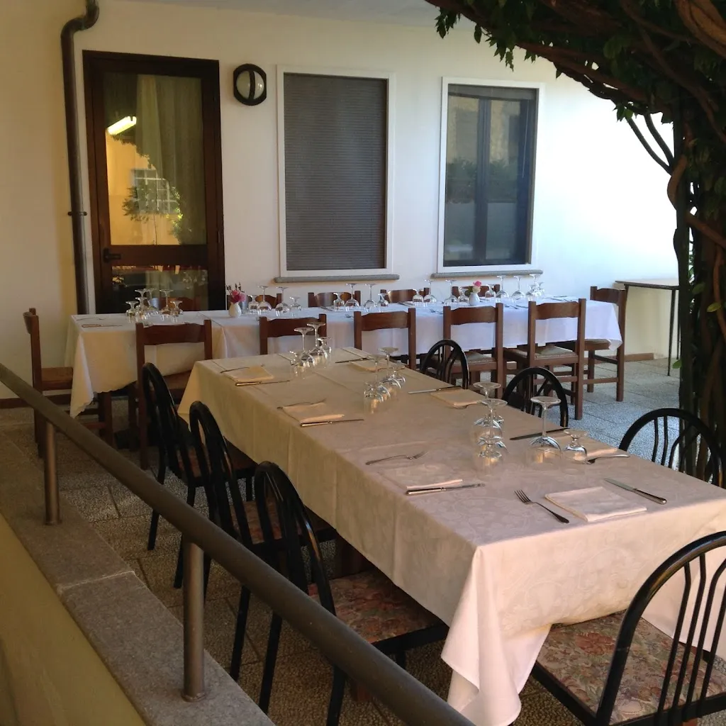 Il Boschetto di Vignole restaurant in Castelnuovo Calcea