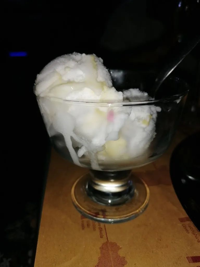 Liberata Sinni_Pizzeria Ristorante La Terrazza_Castelnuovo Calcea_review