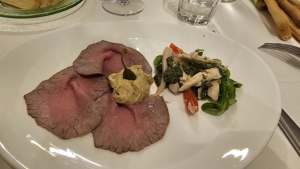 Verde Rame_Castiglione Tinella_slider_image_3