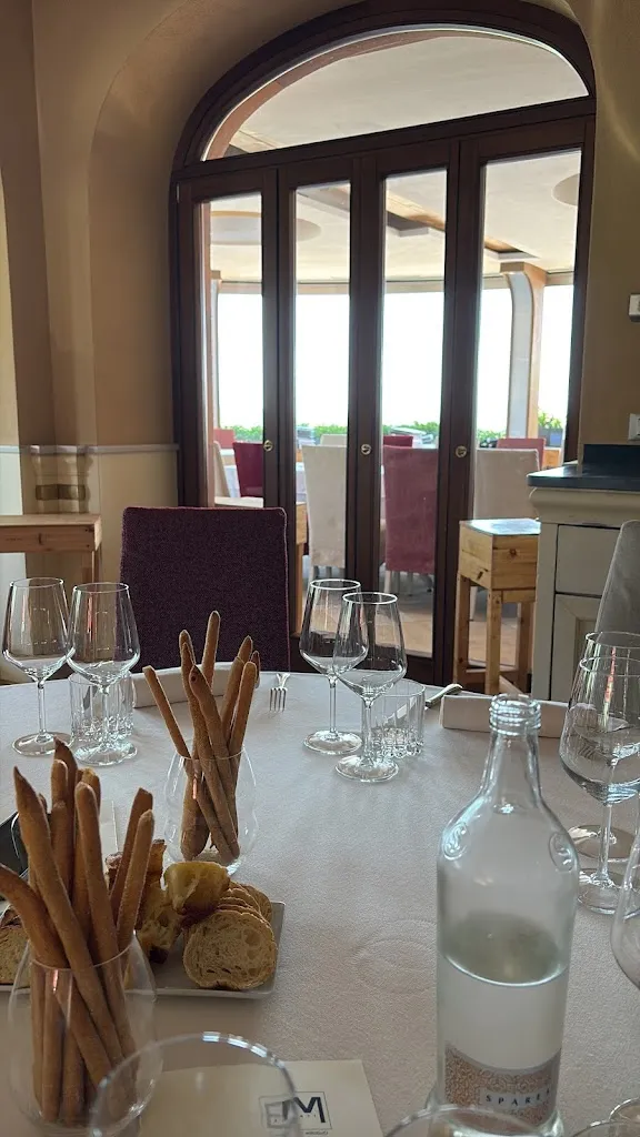 eustachio vincenzo gravela_Locanda in Cannubi_Castiglione Falletto_review