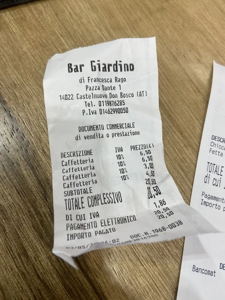 Leticia Mobiglia_Bar Giardino_Castelnuovo Don Bosco_recensione