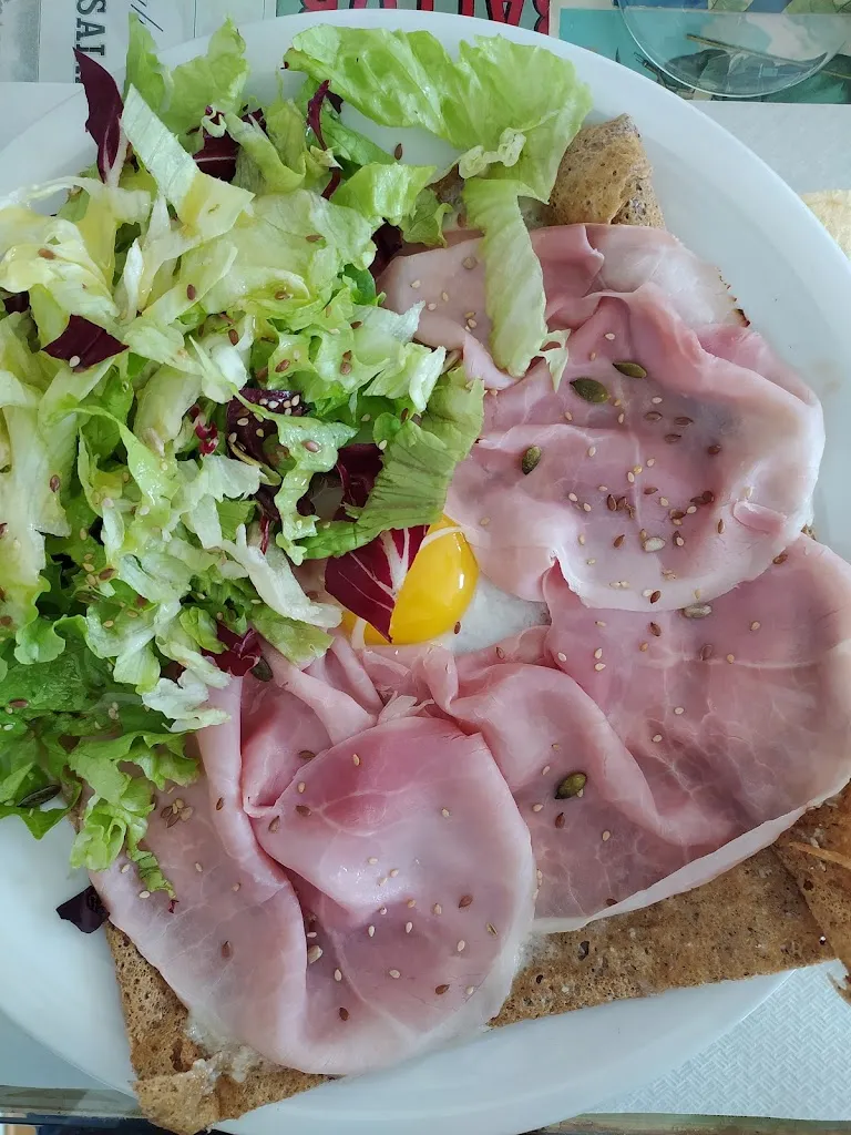 Marí_ET AB HIC ET AB HOC_Castelnuovo Don Bosco_review