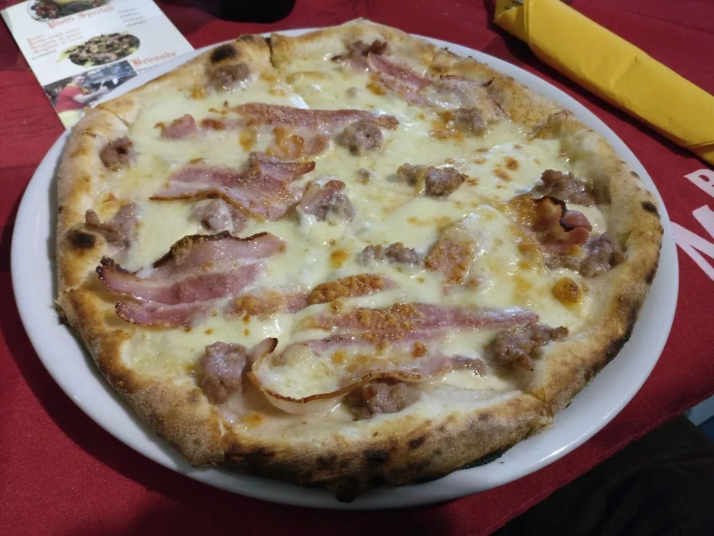 Angelo Calamaron_La Santa Pizza_Castelnuovo Don Bosco_review