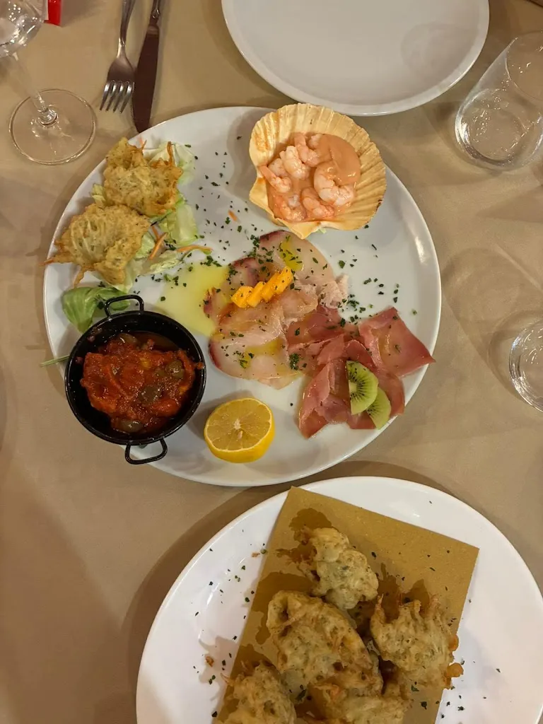 J. Lee_Ristorante San Filippo........._Castiglione Torinese_review