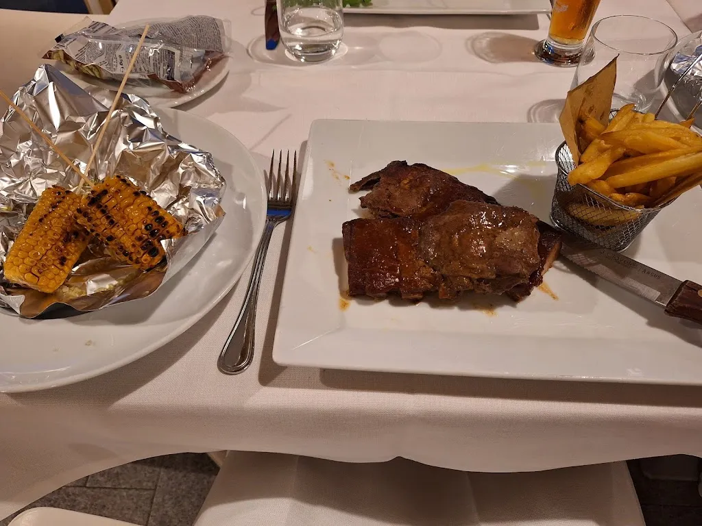 paul wainwright_La Prateria Steakhouse & Sports Bar_Cavaglià_review