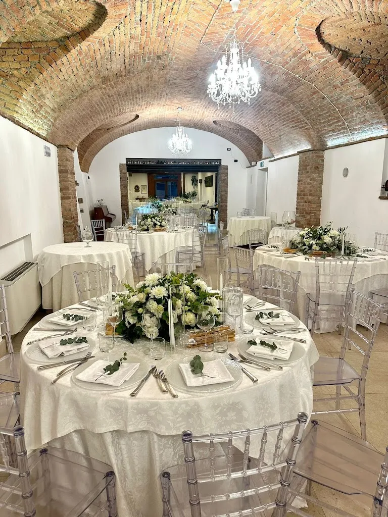 Tenuta Variselle Roppolo restaurant in Cavaglià