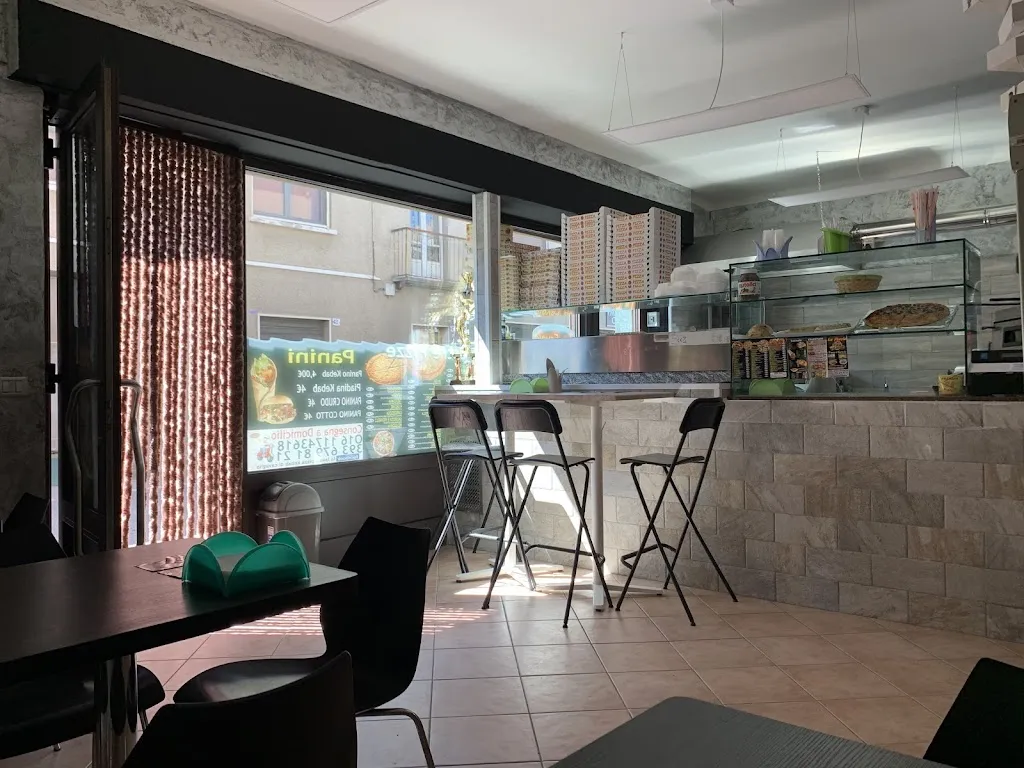 La Favola - Pizza & Kebab restaurant in Cavaglià