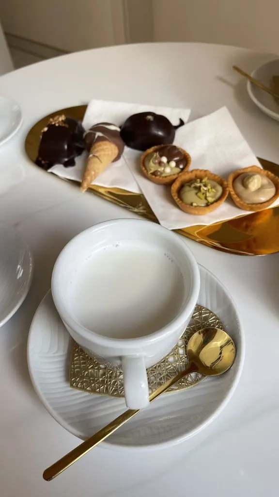 M H_Federica Puzzovio Pasticceria_Collepasso_review