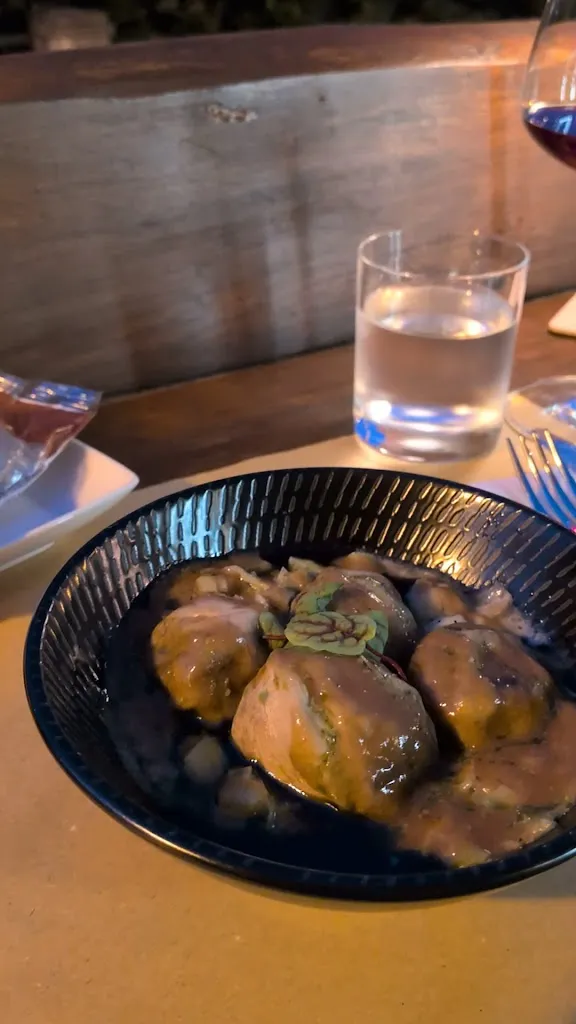 SPONTANEO Osteria e Vineria_Cella Monte_slider_image_2