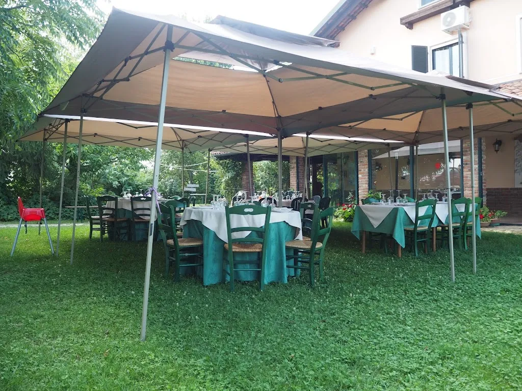 Ristorante @ Cascina Papa Mora_Cellarengo_slider_image_2