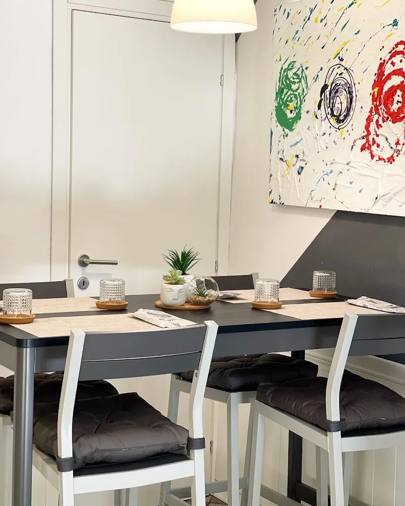 La Vesuviana restaurant in Cerano