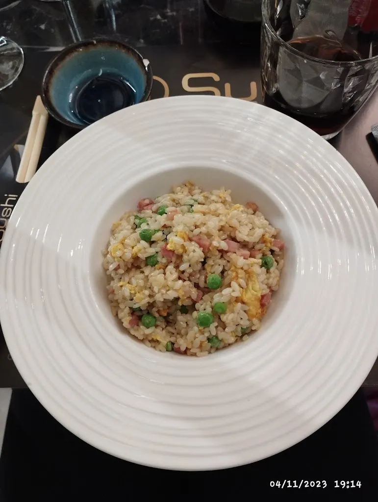 Miry0619 Hello Kitty_Ho Sushi_Cerreto Castello_review