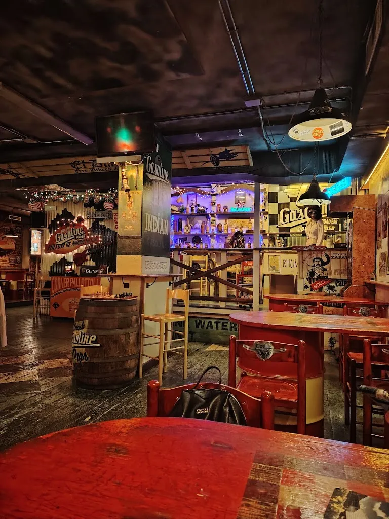 Gasoline Road Bar_Cerreto Castello_slider_image_3