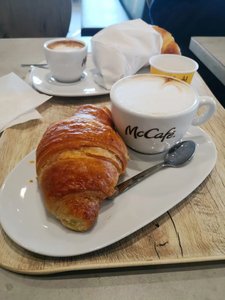 McDonald's Quaregna Cerreto_Cerreto Castello_slider_image_2