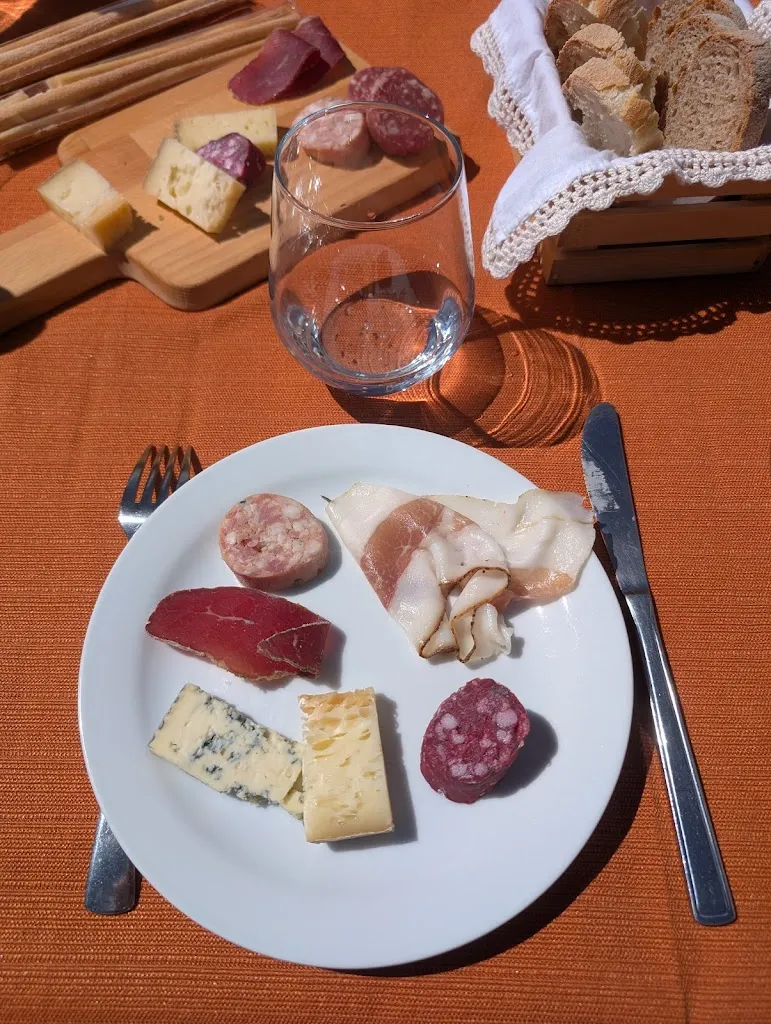 Andrea G_Hotel Ristorante Gli Scoiattoli_Ceresole Reale_review