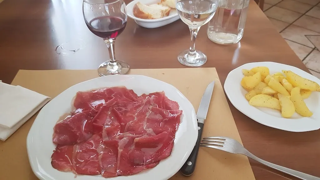 Daniele Gualco_Trattoria Aurora_Cerro Tanaro_review