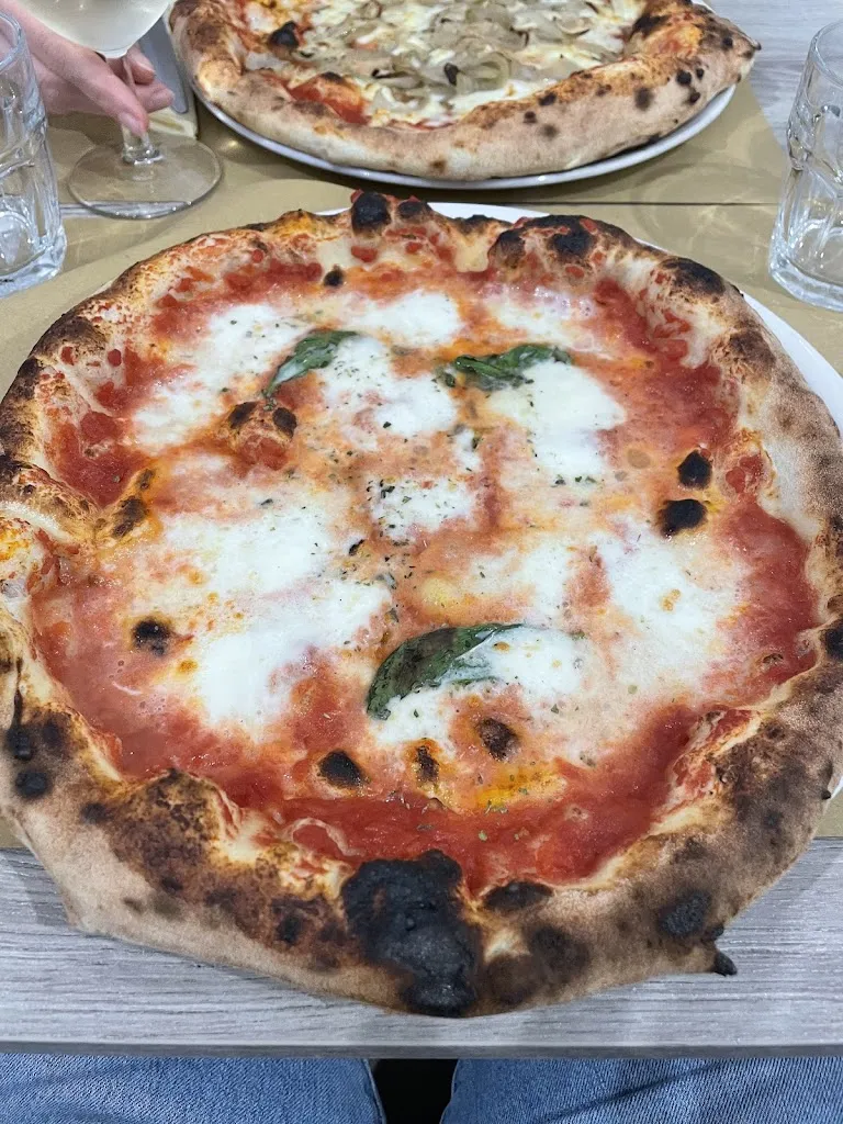 Angelika_Pizzeria totò e peppino ._Cervasca_review