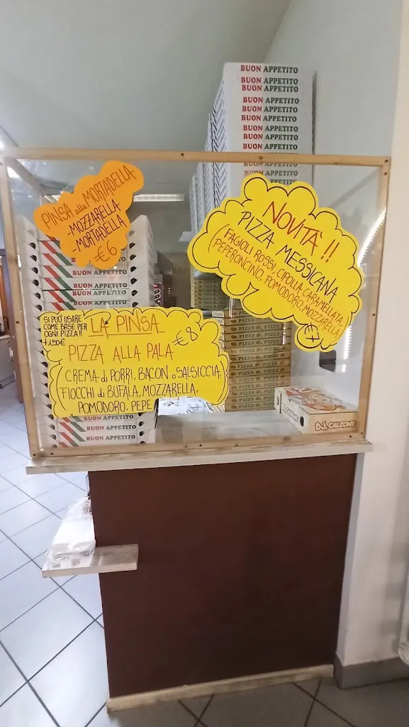 Menu_Stuzzica Pizza_Cervasca_image_1