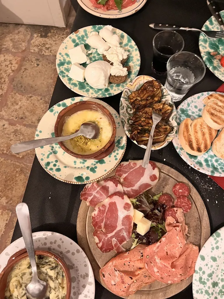 Gabriele Iannizzotto_Arrosteria Borgo Antico_Ceglie Messapica_review