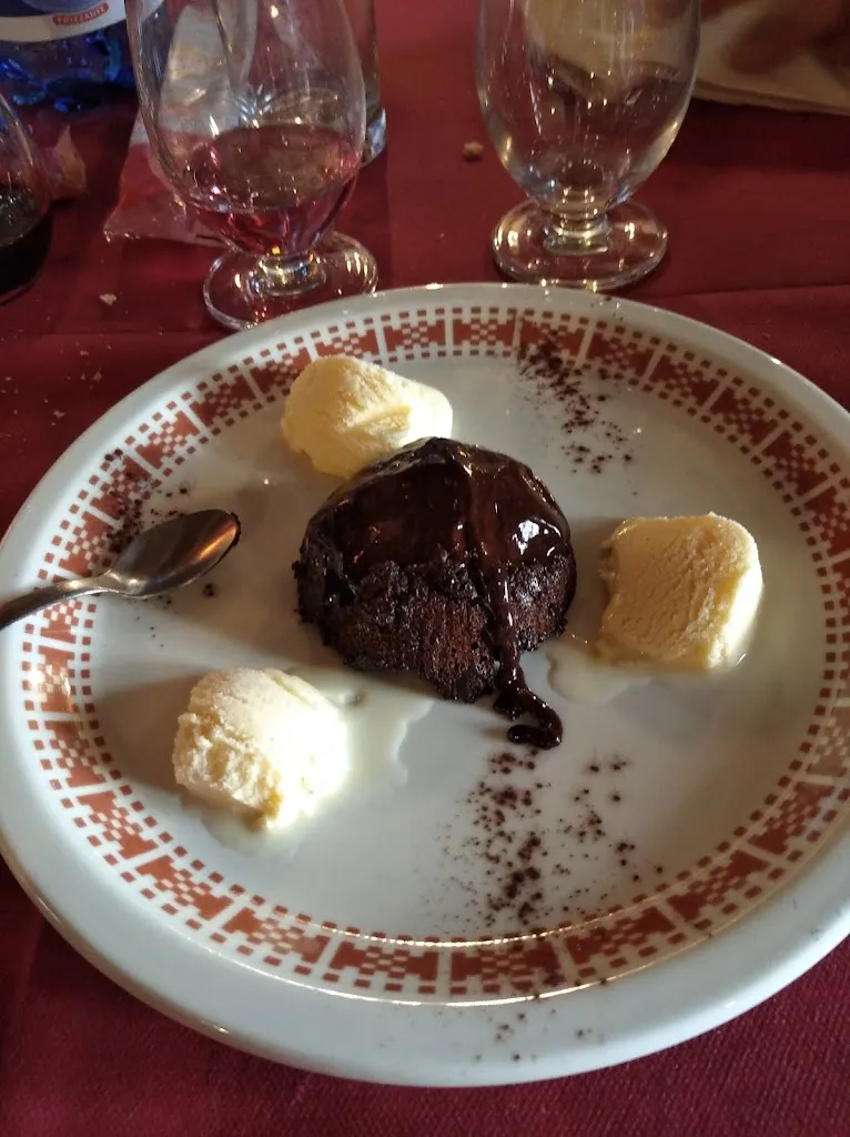 Angelo Giacovazzi_Ristorante Pizzeria Cesarin_Chialamberto_review