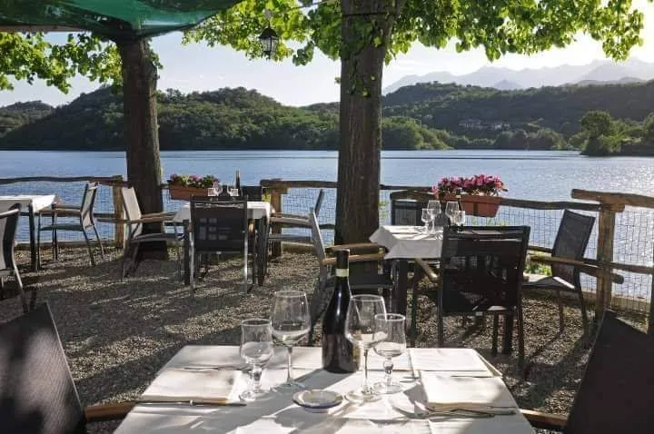 Trattoria Vecchio Cipresso restaurant in Chiaverano