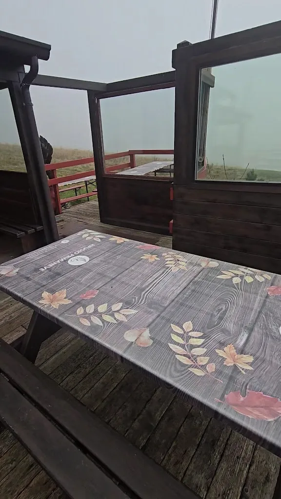 Rifugio Primaneve sul Monte Tomba_Chiesanuova_slider_image_2