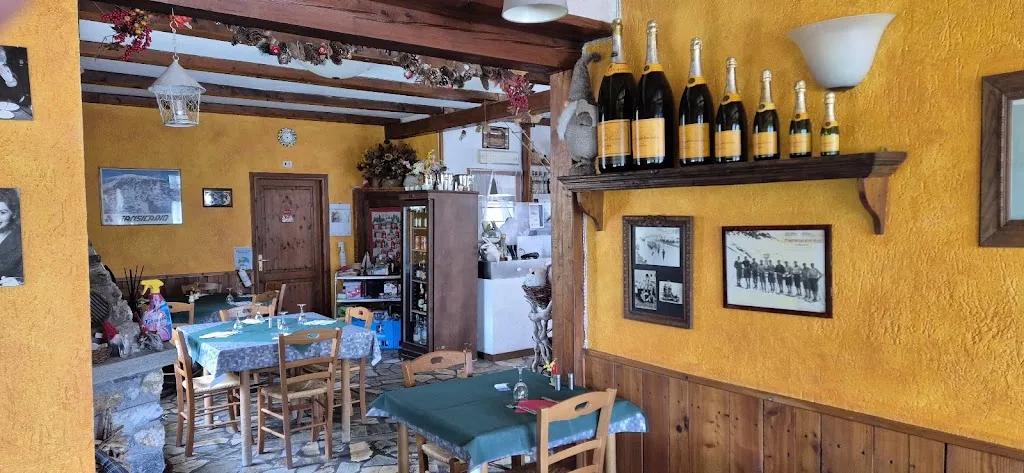 Trattoria Il Mattarello restaurant in Cesana Torinese
