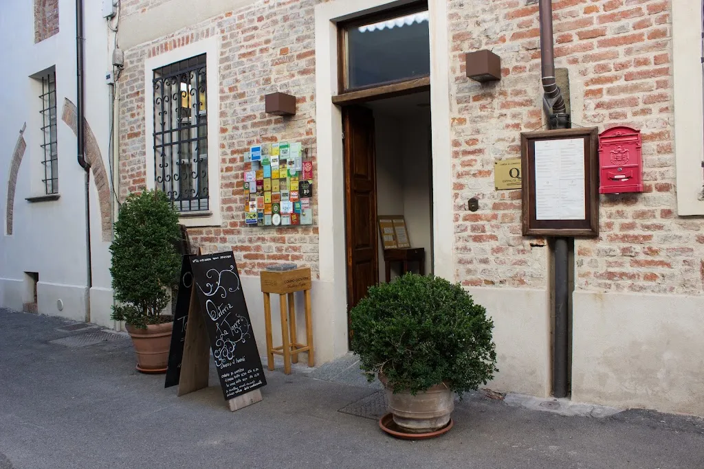 Osteria La Torre restaurant in Cherasco