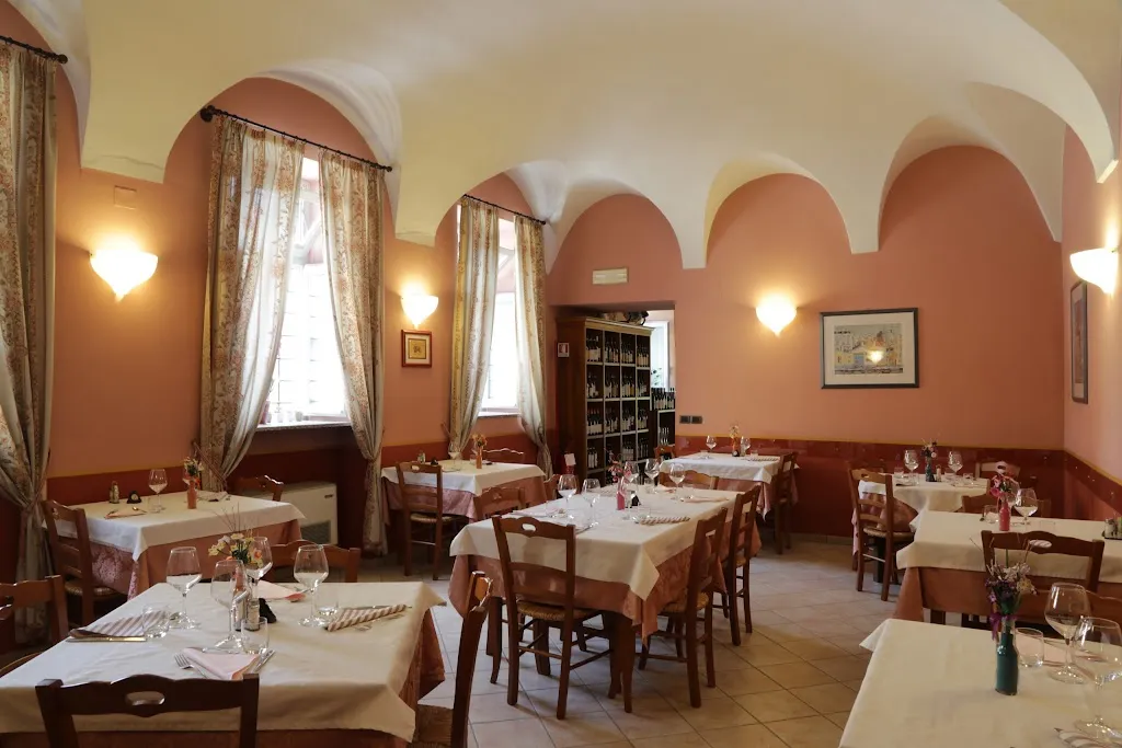 Osteria Umberto restaurant in Cherasco