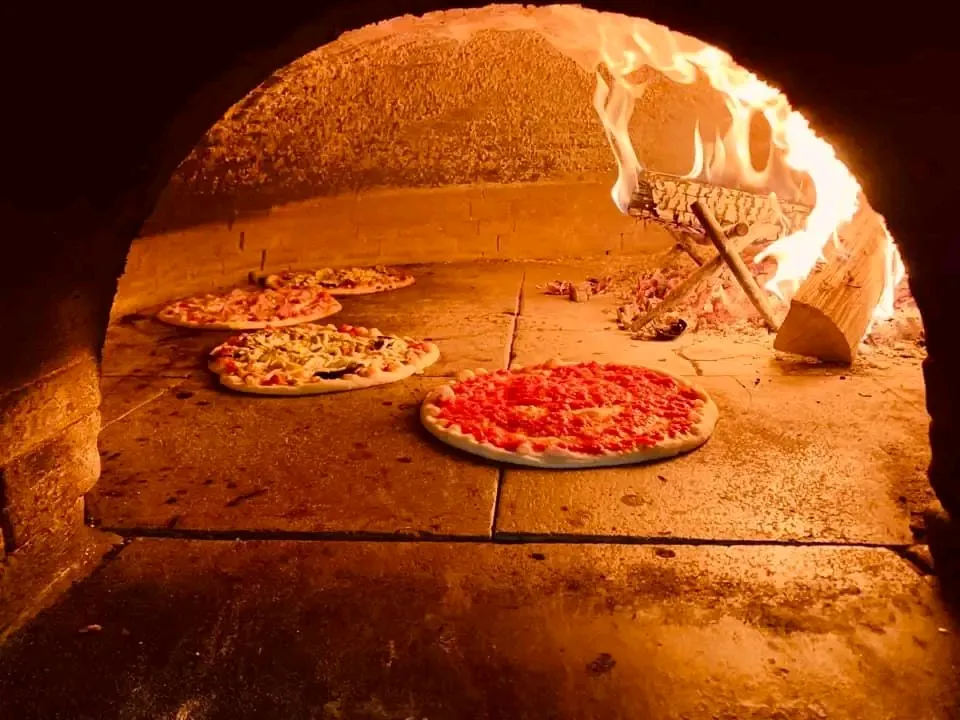 Ristorante Pizzeria Charlie_Chiusa di San Michele_slider_image_2