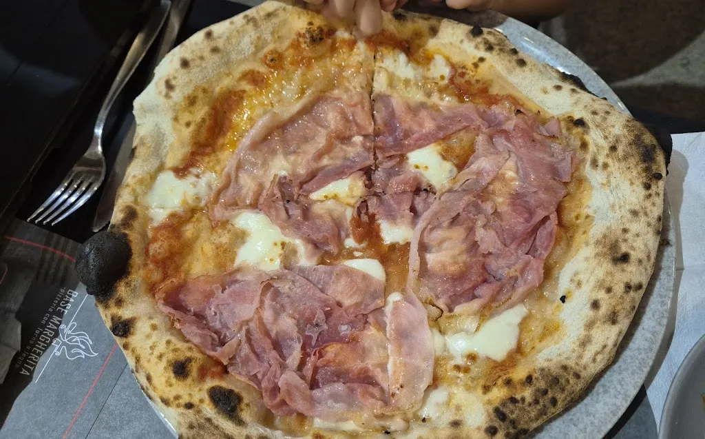 Tomáš Kouba_Base Margherita_Ceglie Messapica_review