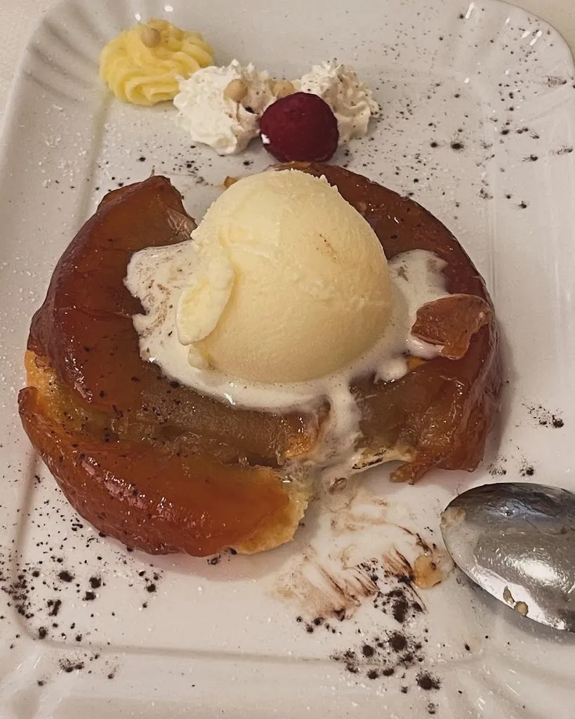 biangbiang chen_Ristorante-Catering Della Luna_Ciconio_review