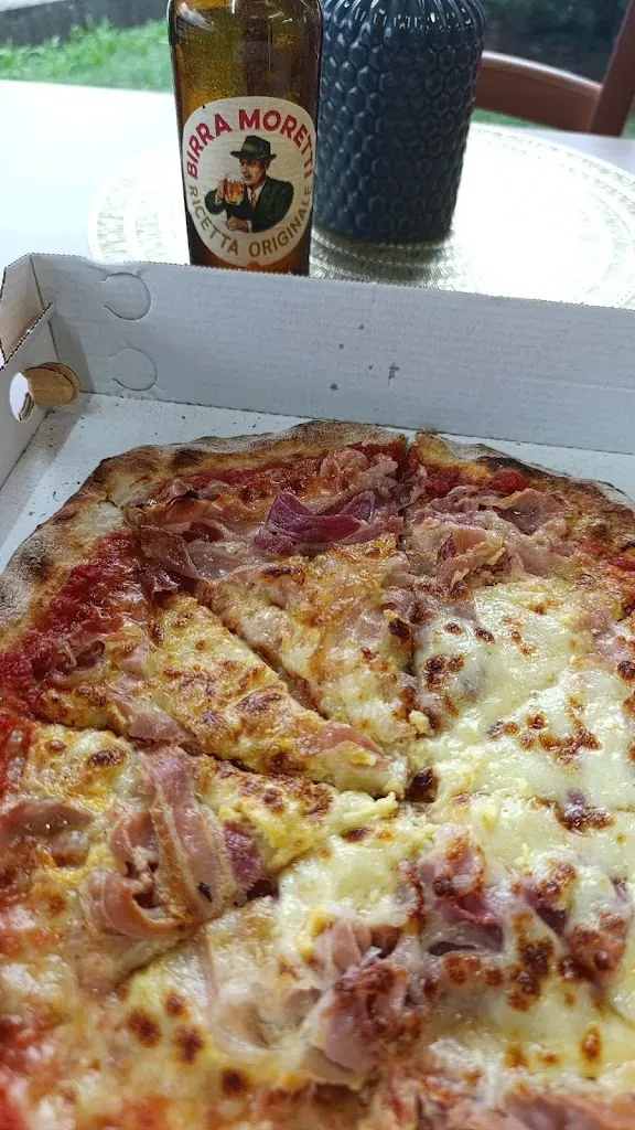 Pizza 2000_Cigliano_slider_image_3