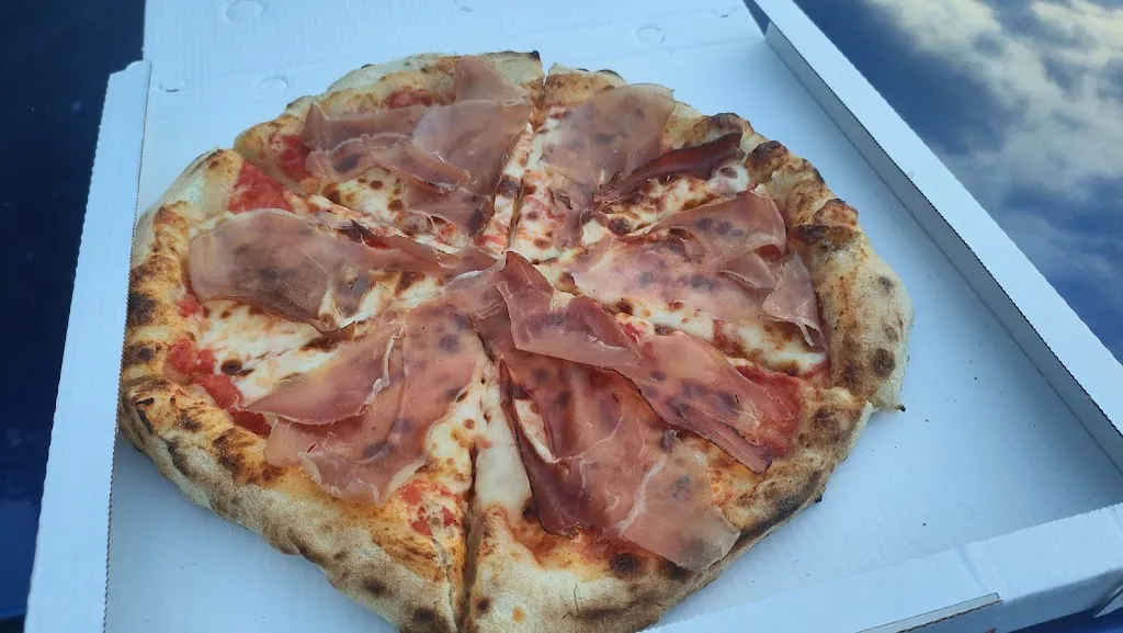 Pizza Dasporto Il Massimo Della Pizza Di Pasqua Massimo restaurant in Cigliano