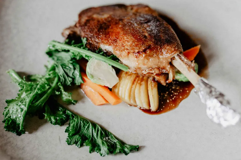 Ristorante Balcone sulle Langhe BASULA' restaurant in Cissone