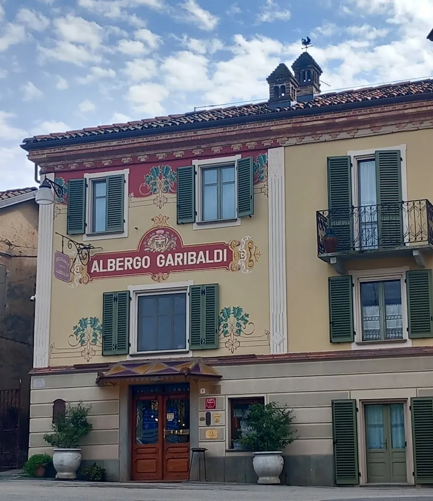 Albergo Ristorante Garibaldi_Cisterna d'Asti_slider_image_1