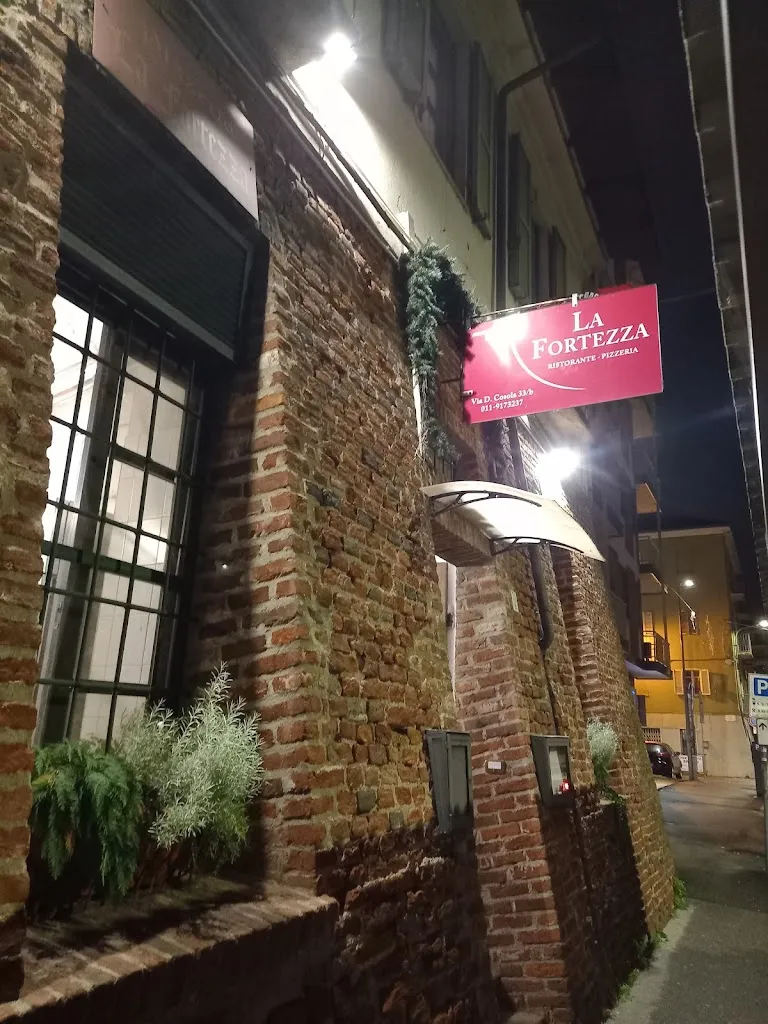 Roberto Belforti_La Fortezza_Chivasso_review