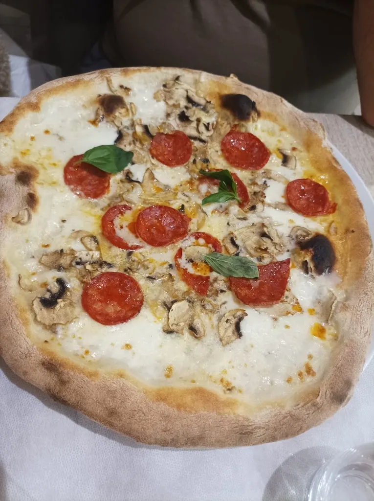 Francesco L_Pizzeria Da Salvatore_Chivasso_review