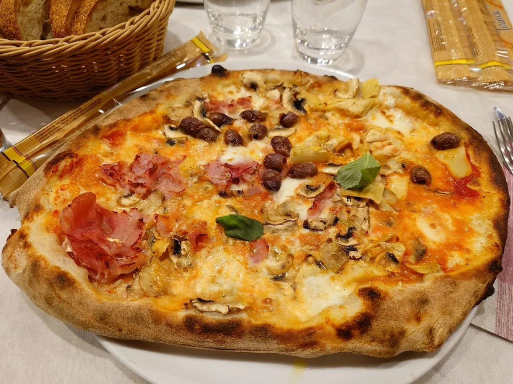 Pizzeria Da Salvatore_Chivasso_slider_image_3