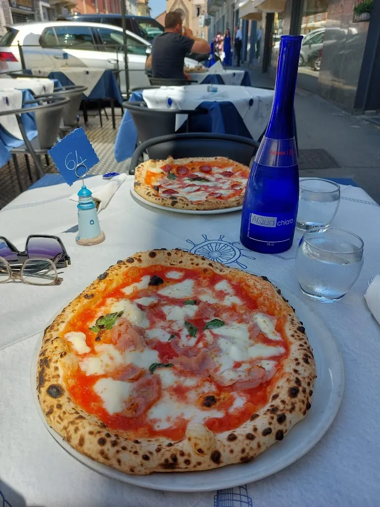 Björn Gather_La Medina_Chivasso_review