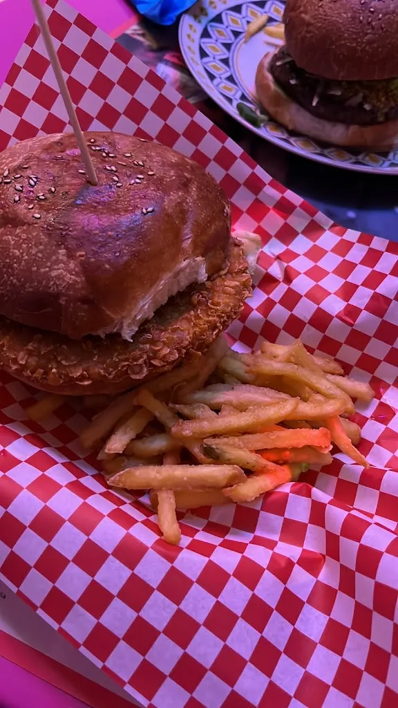 Giulia Vitale_Aloisia_Ceglie Messapica_review