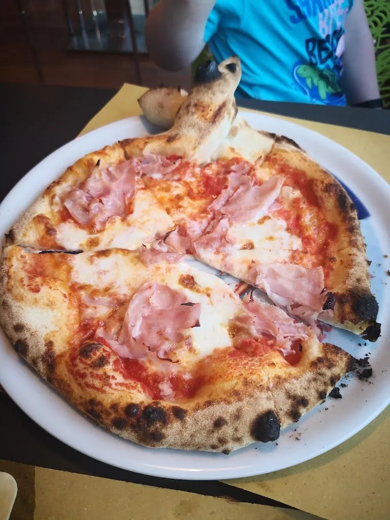 Rita Sunde_The Rocket Pizzeria Birreria_Cocconato_recensione