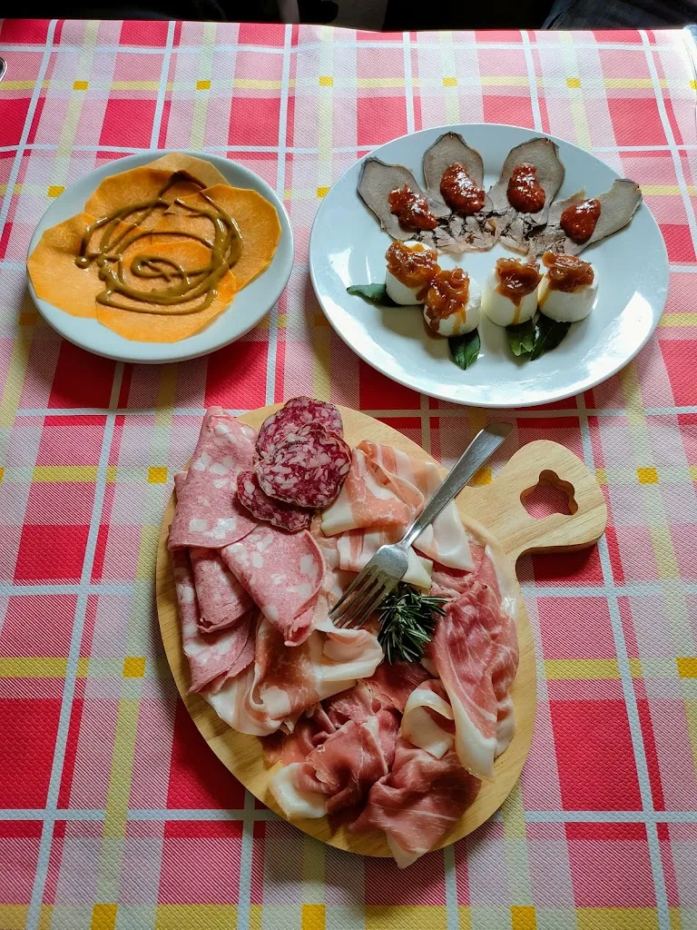 Susanna Falconi_Circolo Amici Della Montagna Condove_Condove_review