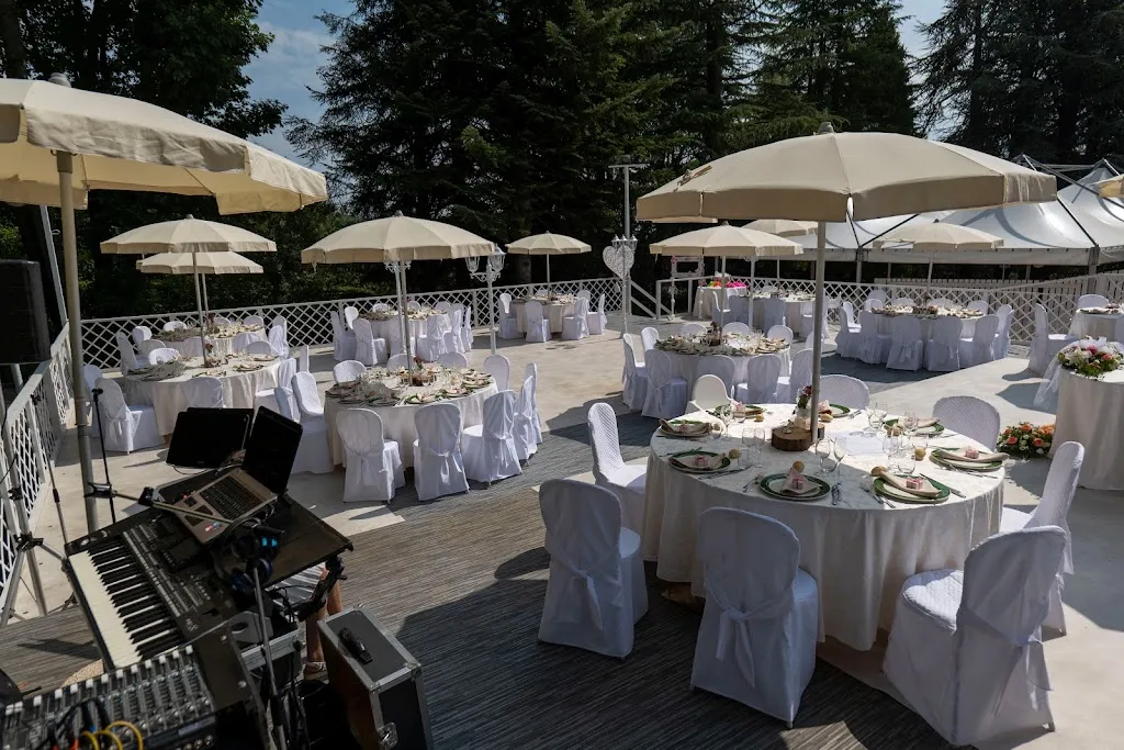 Parco le Pigne restaurant in Coazze