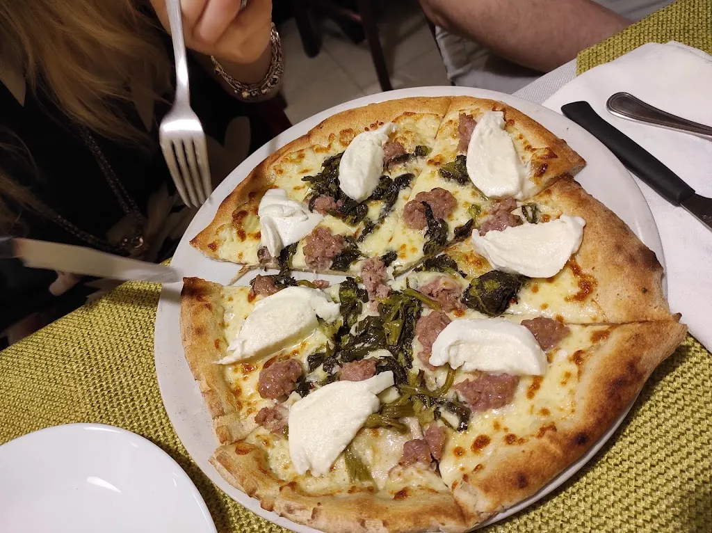 Enrico Ostorero_Pizzeria Ortilla_Coazze_review