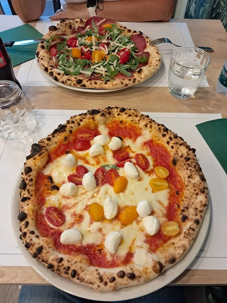 Il Pizzificio Giaveno restaurant in Coazze