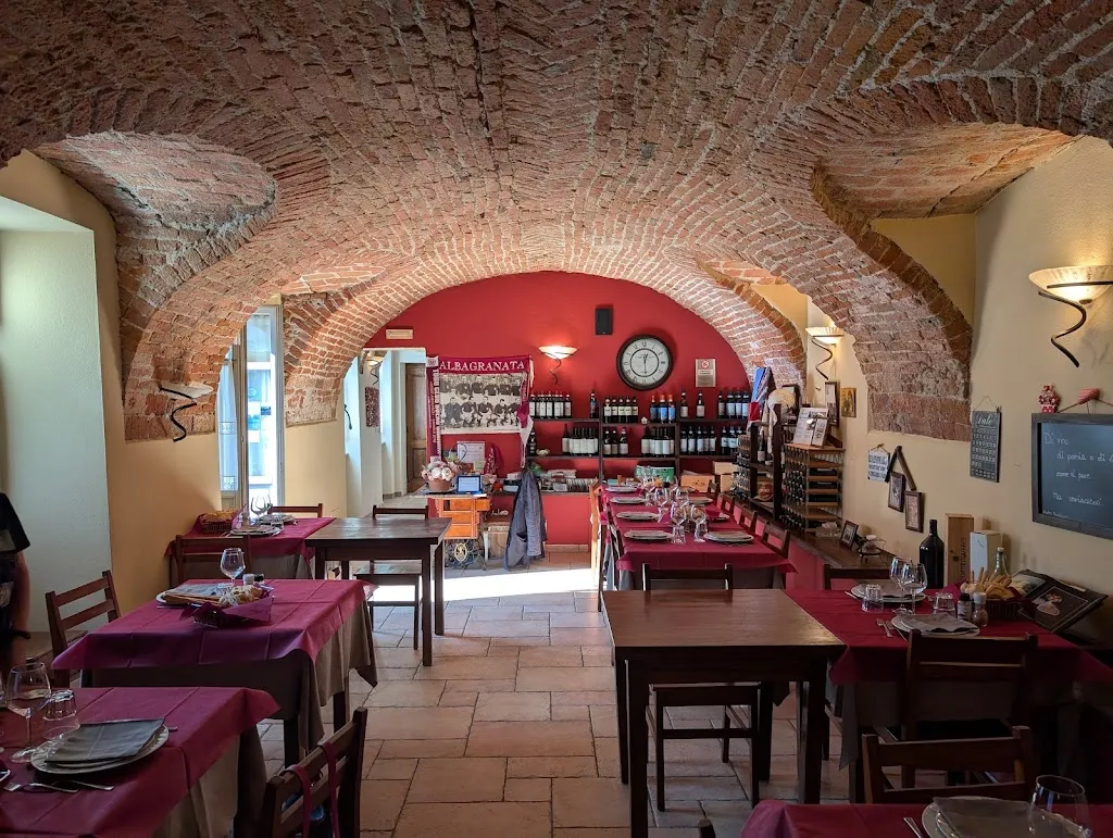 Locanda dei vagabondi_Corneliano d'Alba_slider_image_1