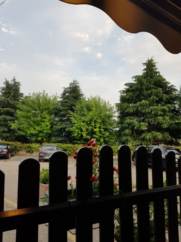 Clara Caglieri_Sioneri_Corneliano d'Alba_review