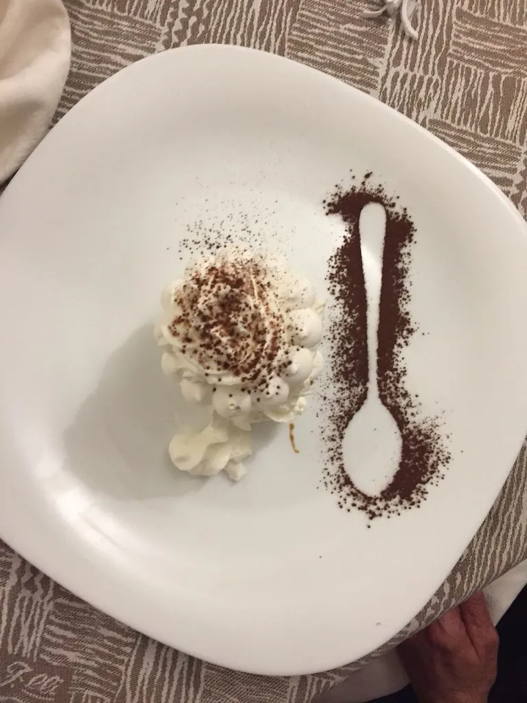 Silvia Brocardo_Sioneri_Corneliano d'Alba_review