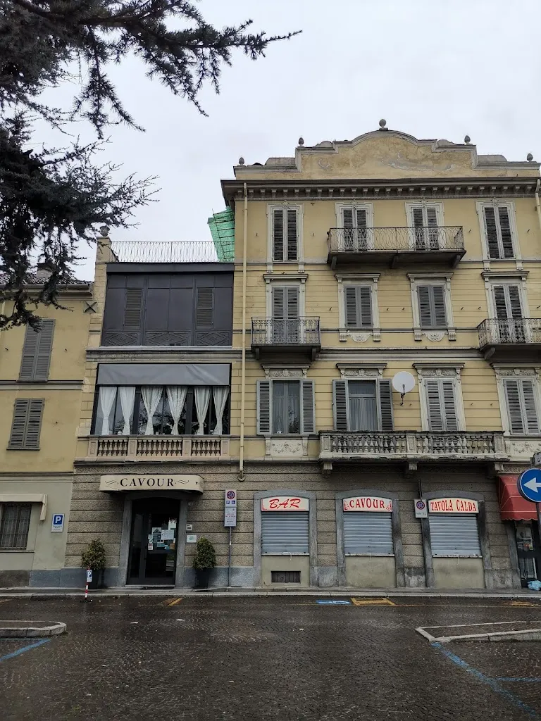 Hotel Cavour restaurant in Cortanze